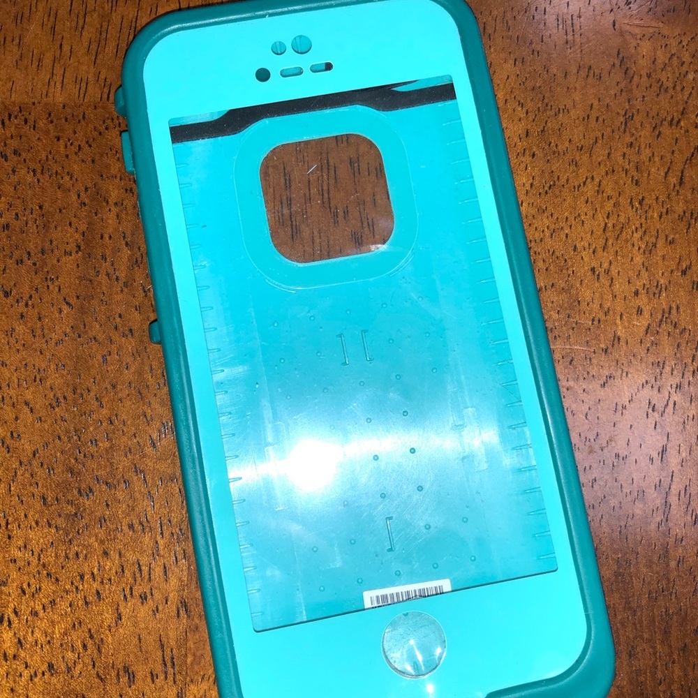 iphone 5 Teal Lifeproof Case